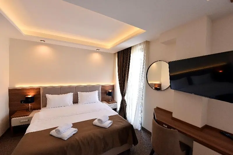 Standard Room, Lazaro