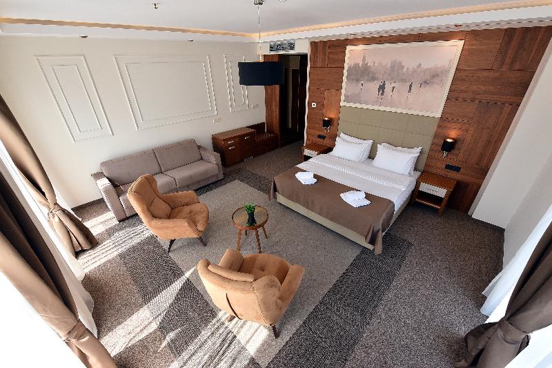 1 Bedroom Apartment, Lazaro