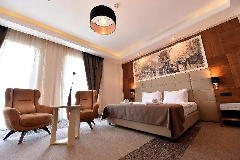 1 Bedroom Apartment, Lazaro