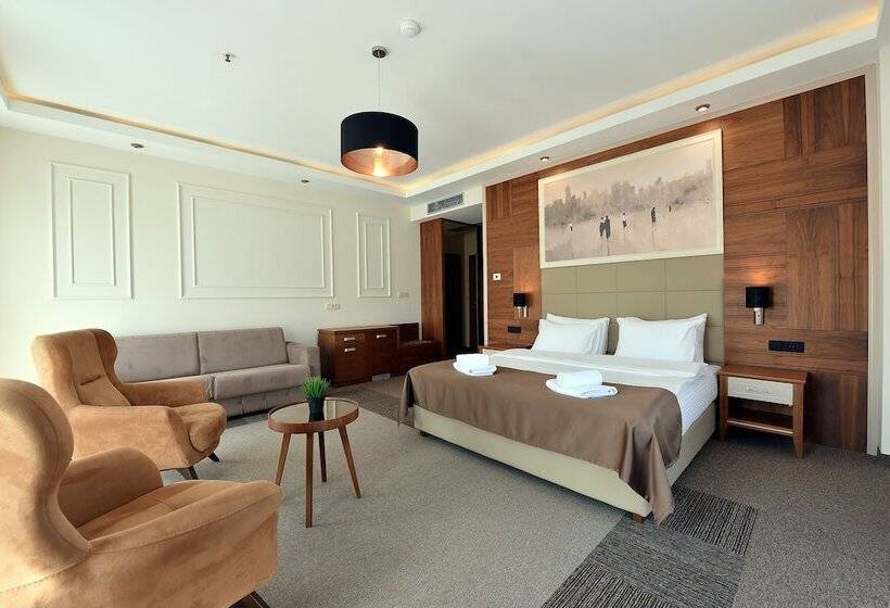 Standard Room, Lazaro