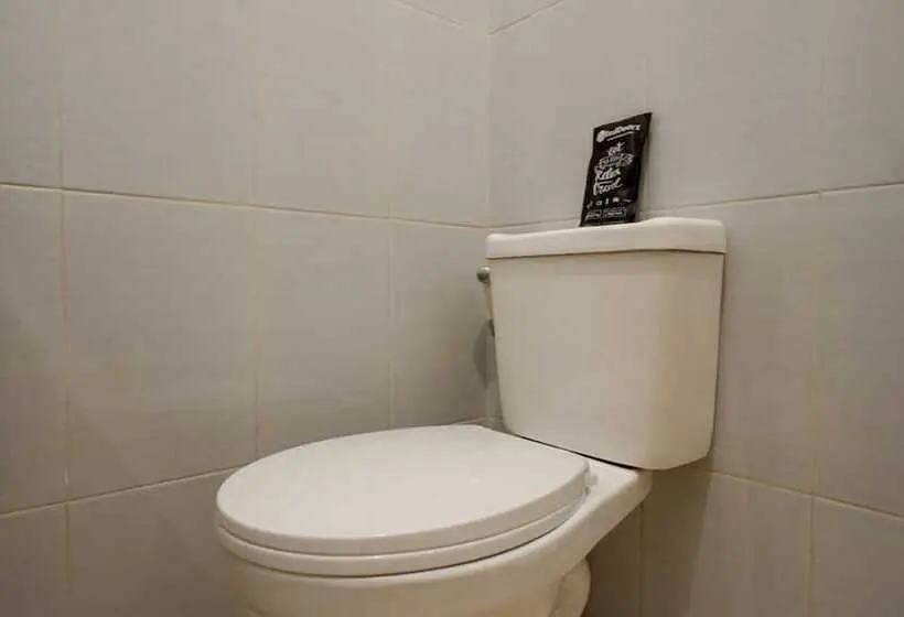 ファミリールーム, Reddoorz @ Losari Area 2