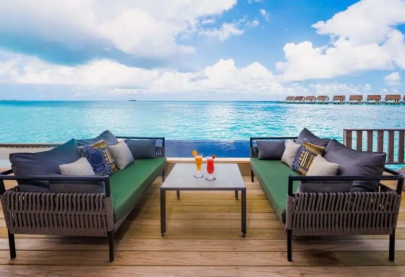 ویلای یک اتاق خوابه با استخر شنا, Hard Rock Hotel Maldives