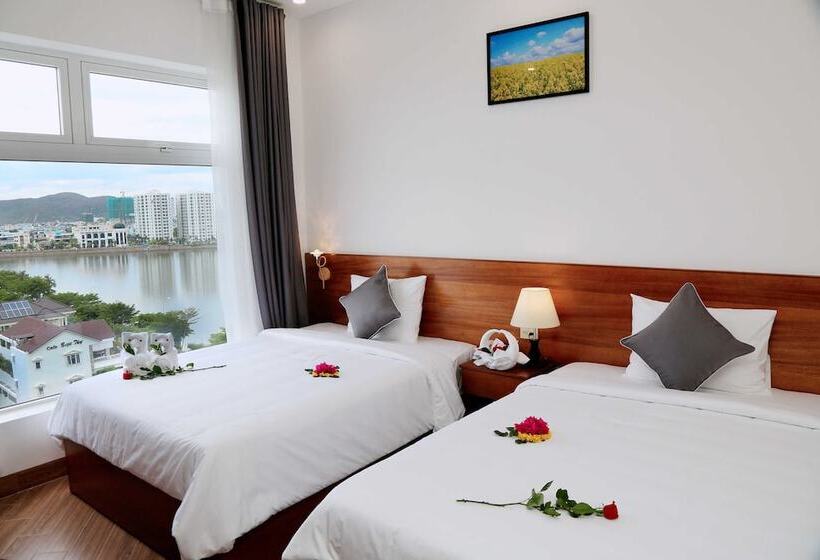 デラックスルーム, Thanh Van Hotel Quy Nhon