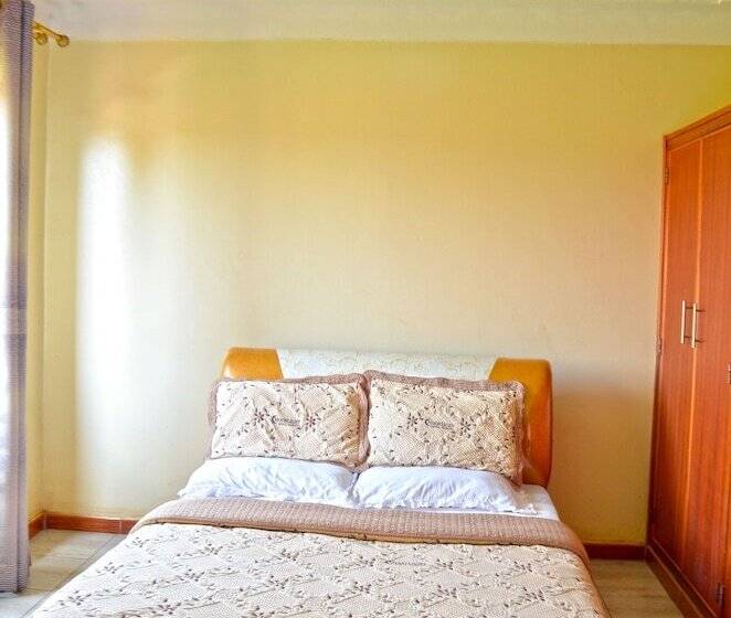 اتاق لوکس, Moonlight Hotel Namanve