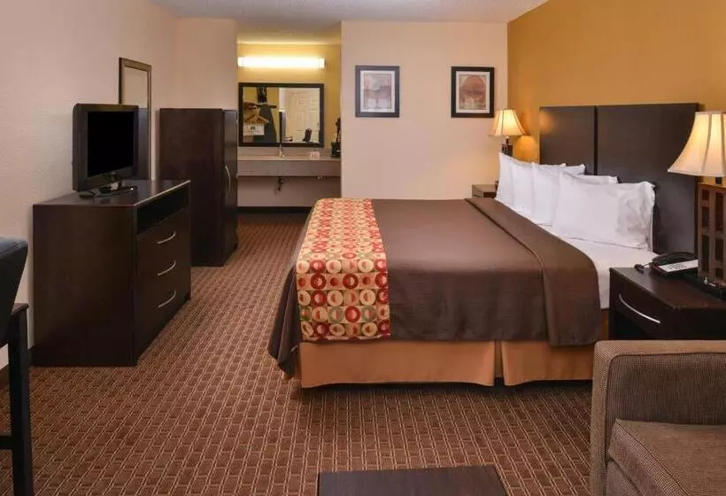 キングサイズベッドのスタンダードルーム, Americas Best Value Inn Tupelo Barnes Crossing