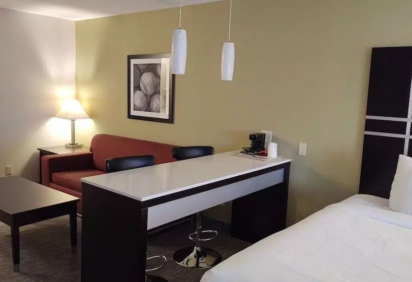 ジュニアスイート, Best Western Cooperstown