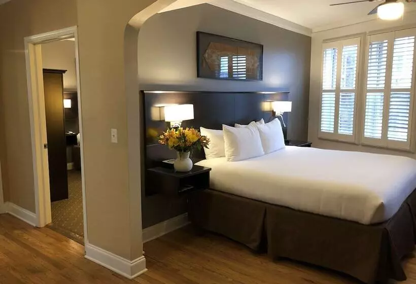سوئیت برای معلولان, Best Western Plus Hawthorne Terrace