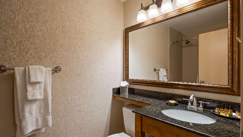 스탠다드 룸 킹사이즈 침대, Best Western Plus Kentwood Lodge