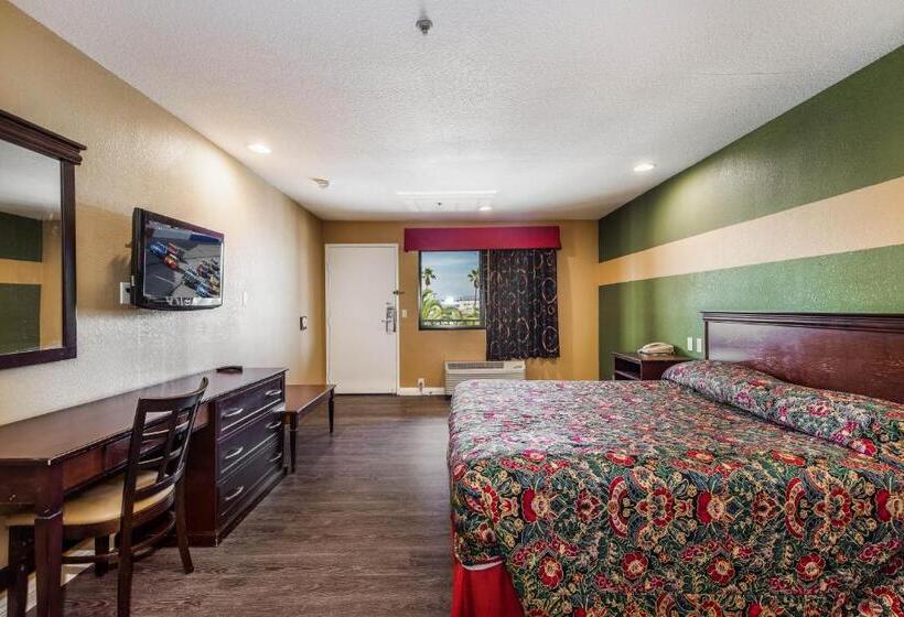 Стандартный Номер Кровать Кинг, Budget Inn