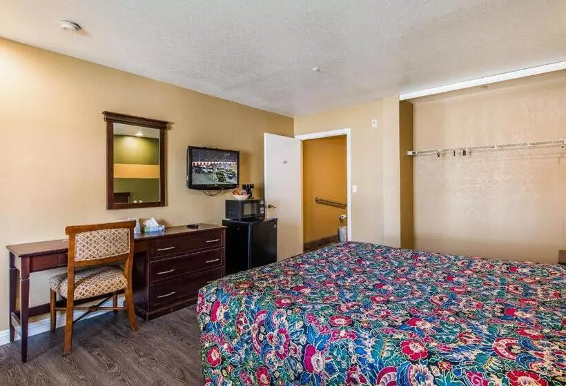 اتاق استاندارد با تخت بزرگ, Budget Inn
