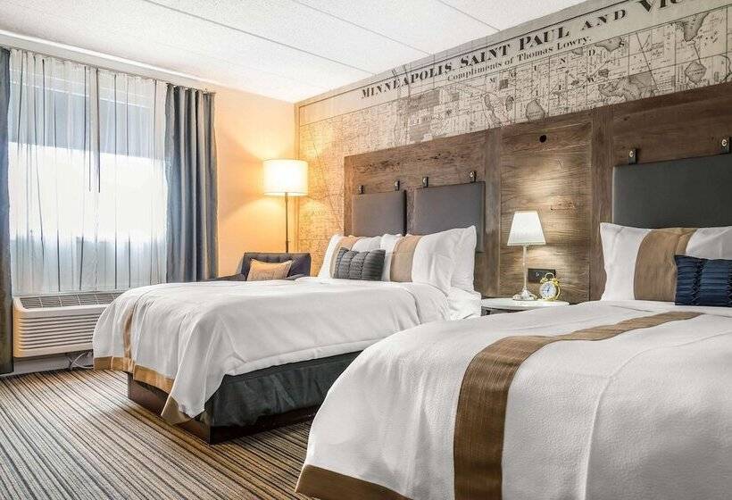２ダブルベッドのスタンダードルーム, Envision Hotel Saint Paul South