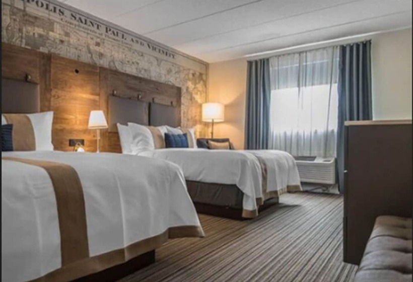 Номер Стандарт 2 Двуспальные Кровати, Envision Hotel Saint Paul South