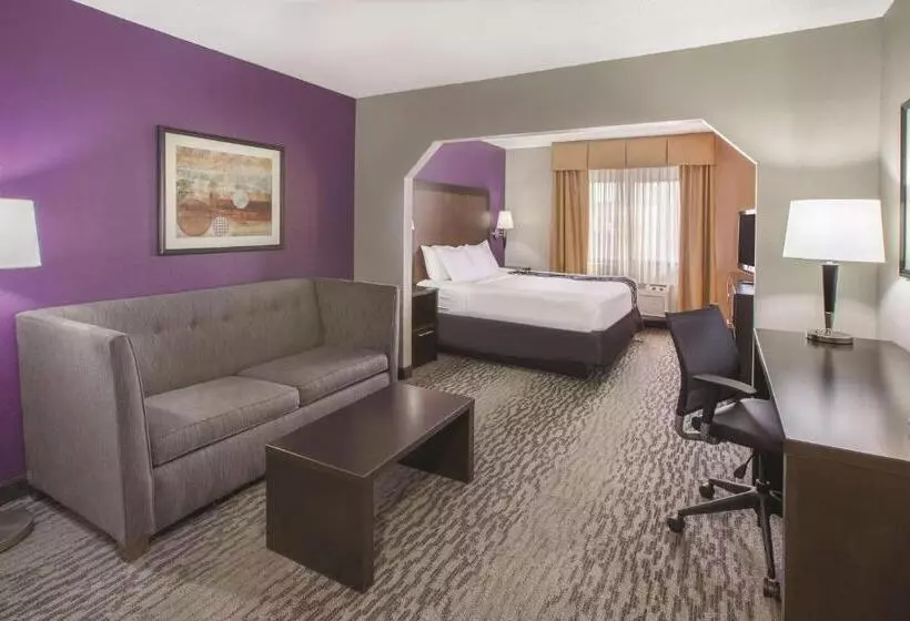 اتاق لوکس با تخت بزرگ, La Quinta By Wyndham Erie
