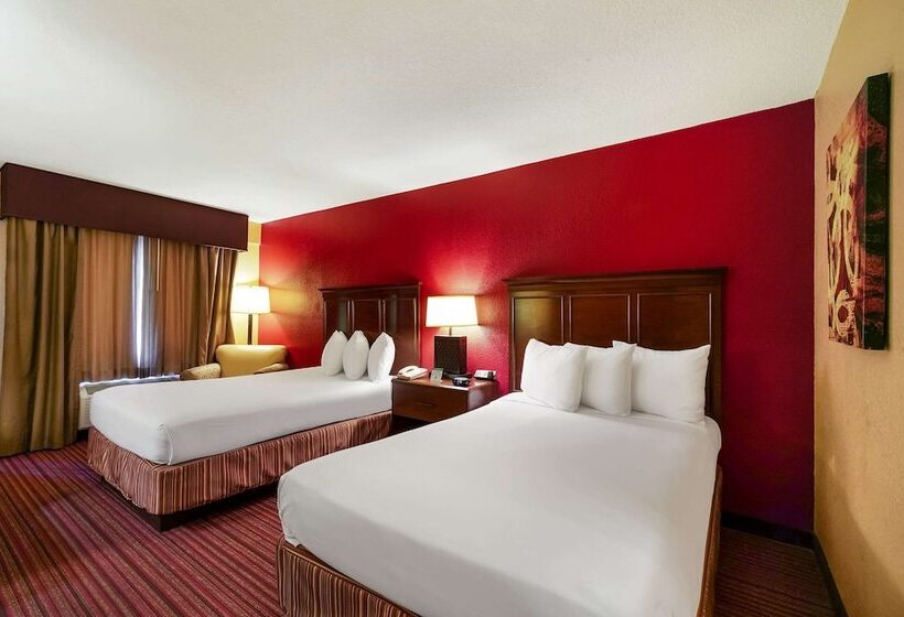 Номер Стандарт 2 Двуспальные Кровати, Quality Inn & Suites