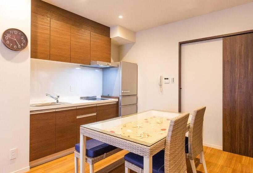 חדר משפחתי, Lapin Mihama Residence