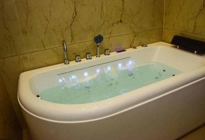 Family Suite, Ruvisha Beach