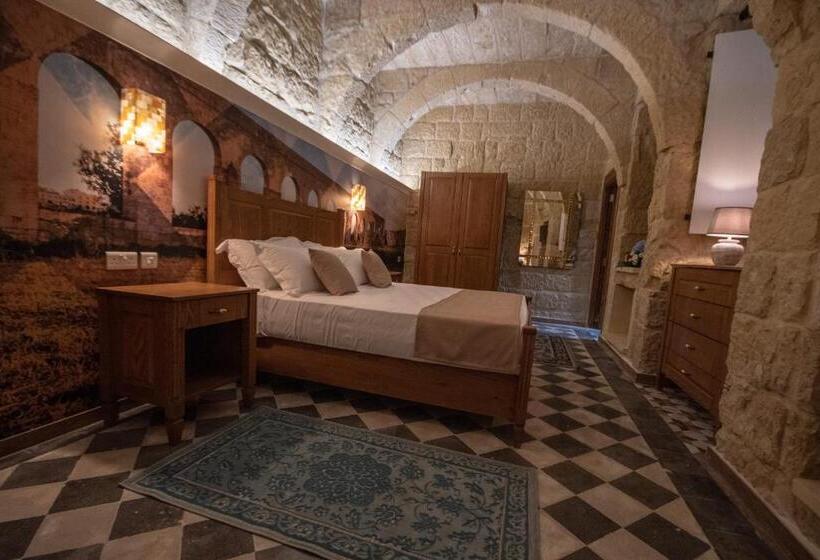 اتاق استاندارد برای معلولان, 39 St. George