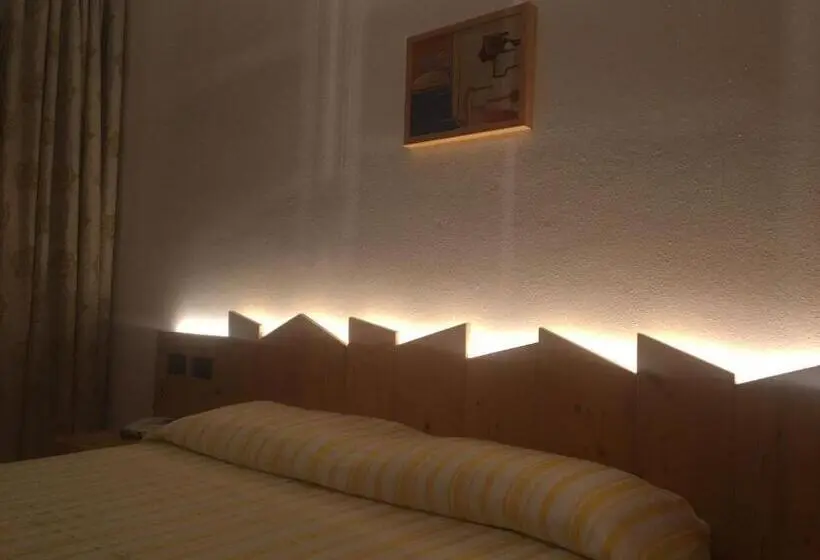 スタンダードルーム, Albergo Croce D Aune