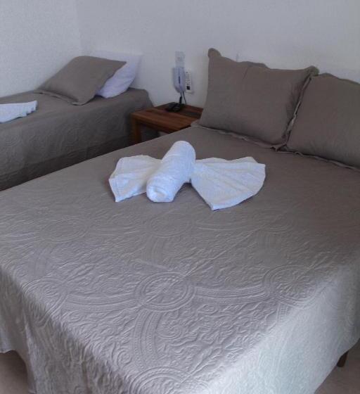 חדר סטנדרט לשלושה, Pousada Capitólio