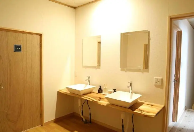 ファミリールーム, Perch Guest House