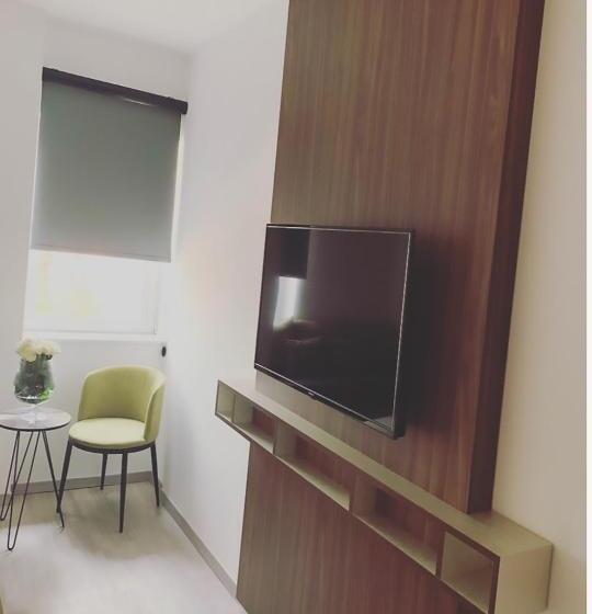 اتاق استاندارد, Paint It Black Hotel & Spa