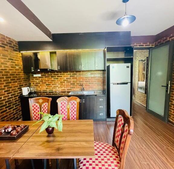 سوییت خانوادگی, Mandarin Homestay Hue