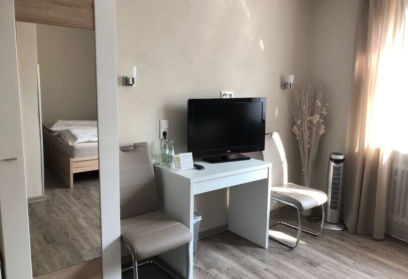 غرفة سوبيريور, Altstadt Wöllbacher Tor