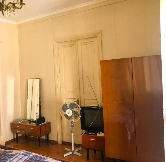 اتاق استاندارد, Dea