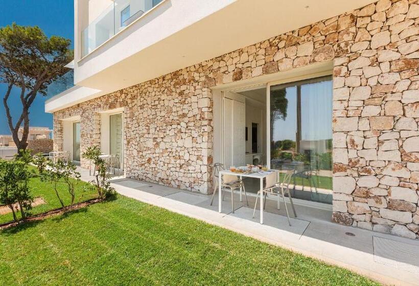 غرفة قياسية رباعية مطلة على البحر, Perla Saracena Hotel & Restaurant