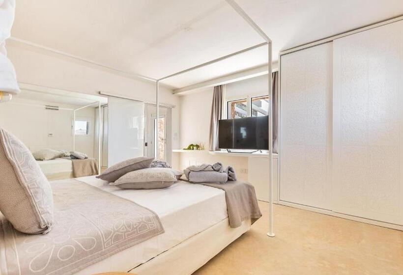 جناح مزود بحمام سباحة, Perla Saracena Hotel & Restaurant