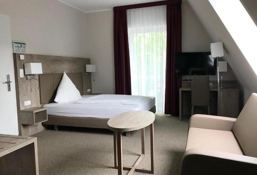 스탠다드 스튜디오, Haidhus