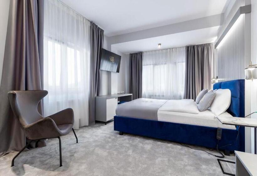 디럭스 룸, Kayus