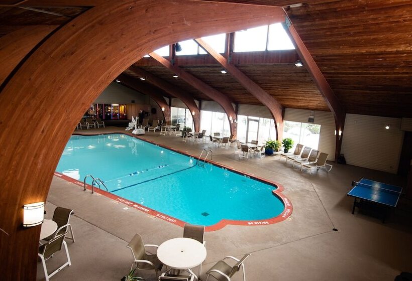 غرفه قياسيه سريرين مزدوجين, Best Western Plus Plattsburgh