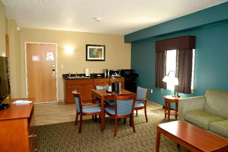 سوئیت با تخت بزرگ, Best Western Plus Plattsburgh