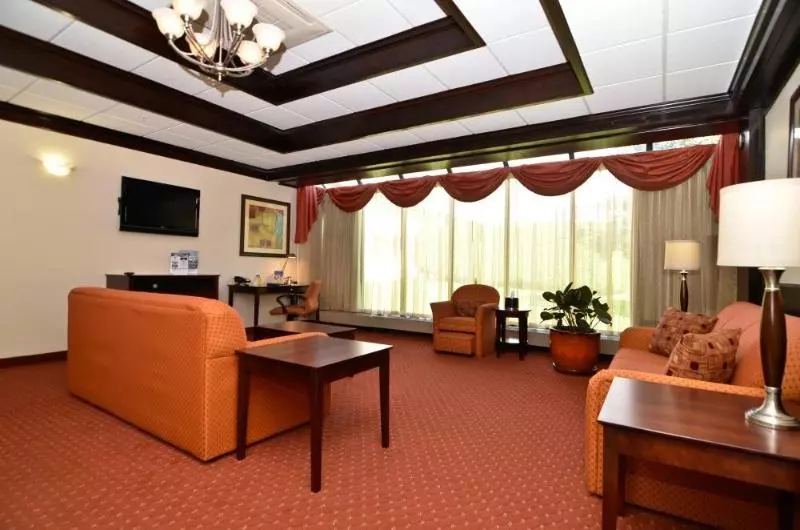 سوئیت با تخت بزرگ, Best Western Plus Plattsburgh
