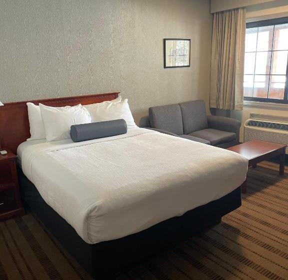 Номер Стандарт, SureStay Plus by Best Western Woodbury Inn