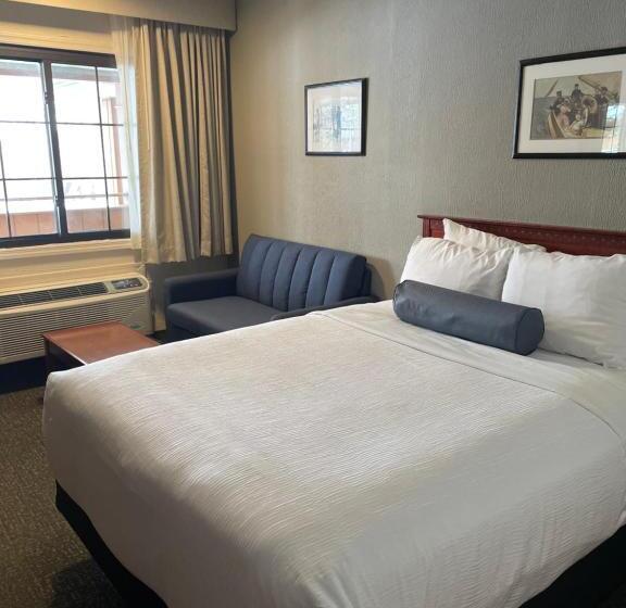 Номер Стандарт, SureStay Plus by Best Western Woodbury Inn