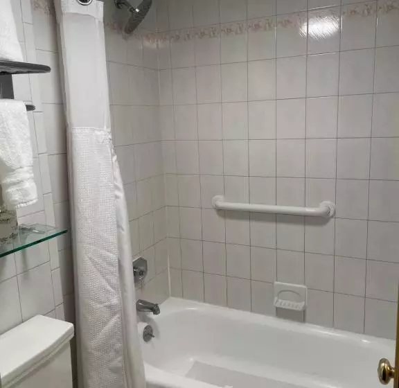 ２ダブルベッドのスタンダードルーム, SureStay Plus by Best Western Woodbury Inn