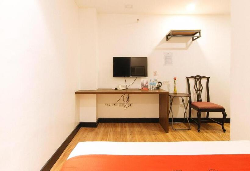 Номер Стандарт, Reddoorz Plus At Mm Hotel Las Pinas Former Reddoorz Plus Near Bamboo Organ