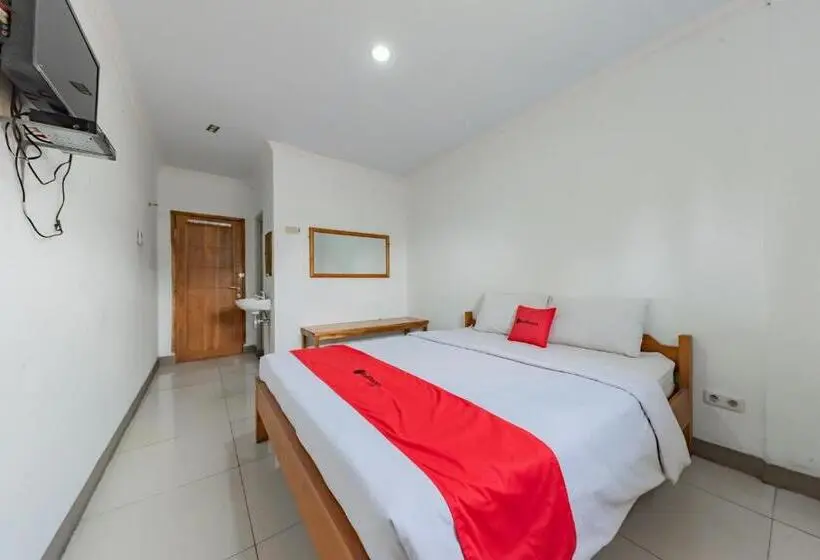 Standard-huone, Reddoorz Syariah At Pantai Pelabuhan Ratu