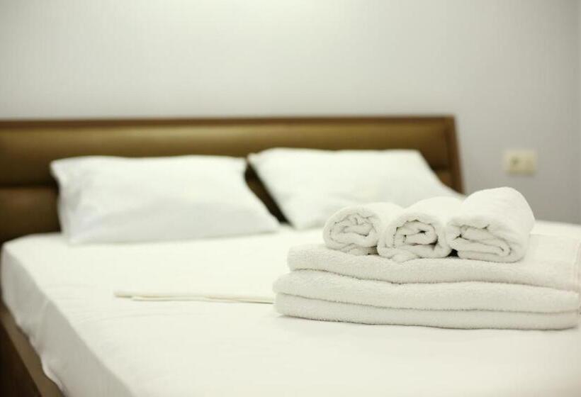 غرفة ديلوكس رباعية, Magnetiti