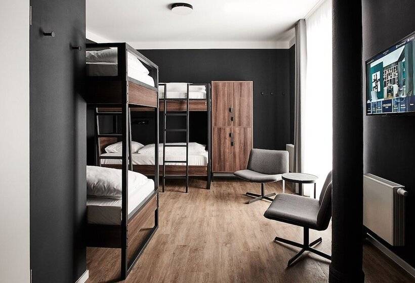 共用房间的床, Groners Leipzig