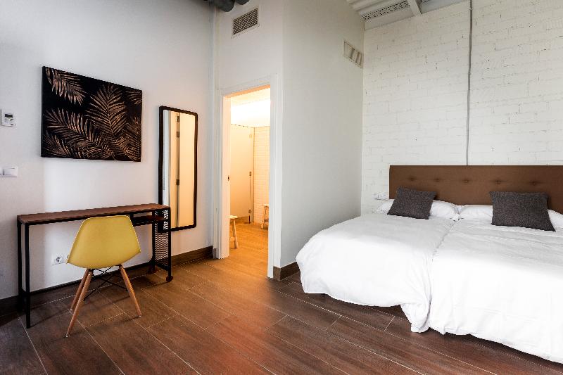 اتاق استاندارد, Hostel Nut