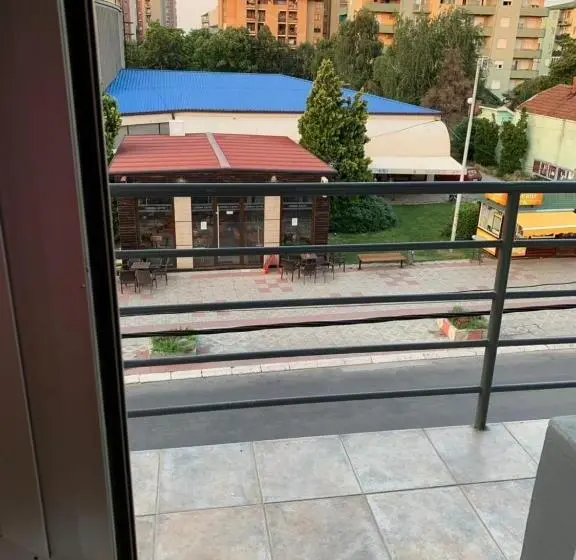 مجموعه ویستا شهر, La Apartamento Centroom