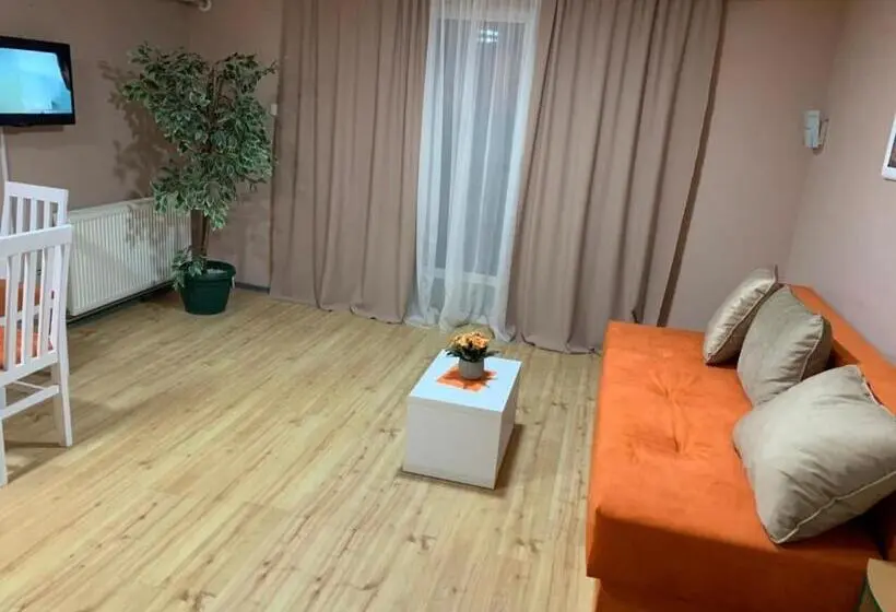 مجموعه ویستا شهر, La Apartamento Centroom