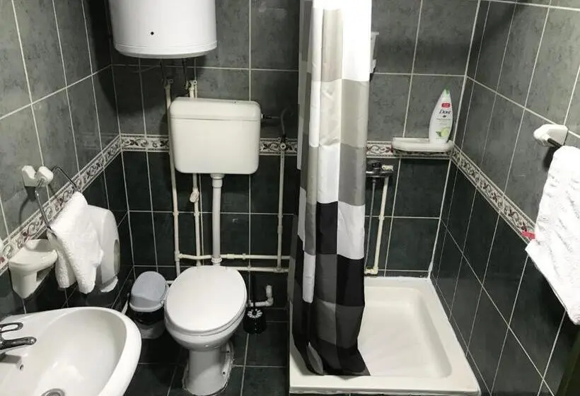 سوئیت با بالکن, La Apartamento Centroom