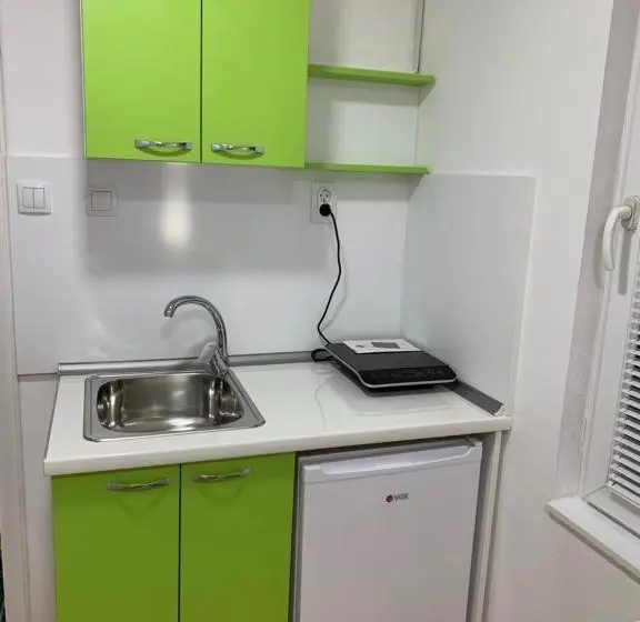 استودیوی استاندارد, La Apartamento Centroom