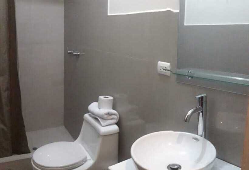 Номер Стандарт Трехместный, Kantu Progreso Inn