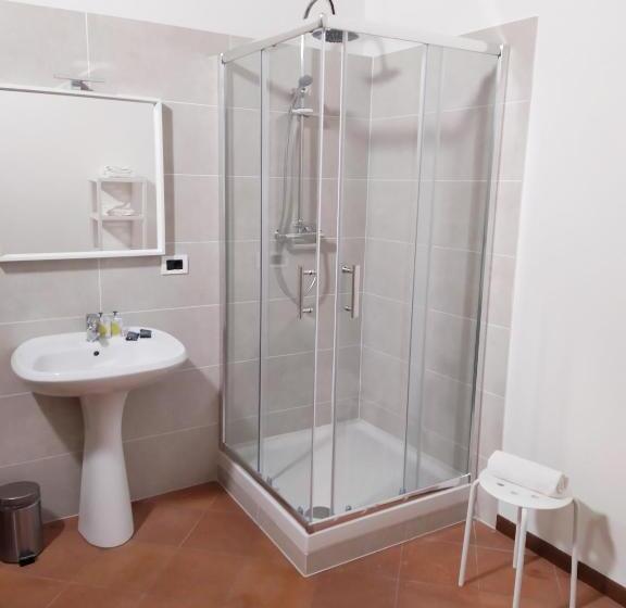 デラックスルーム, Carducci 49