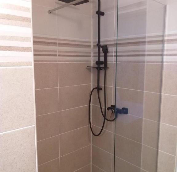 4인용 스탠다드 룸, Casa Marronne